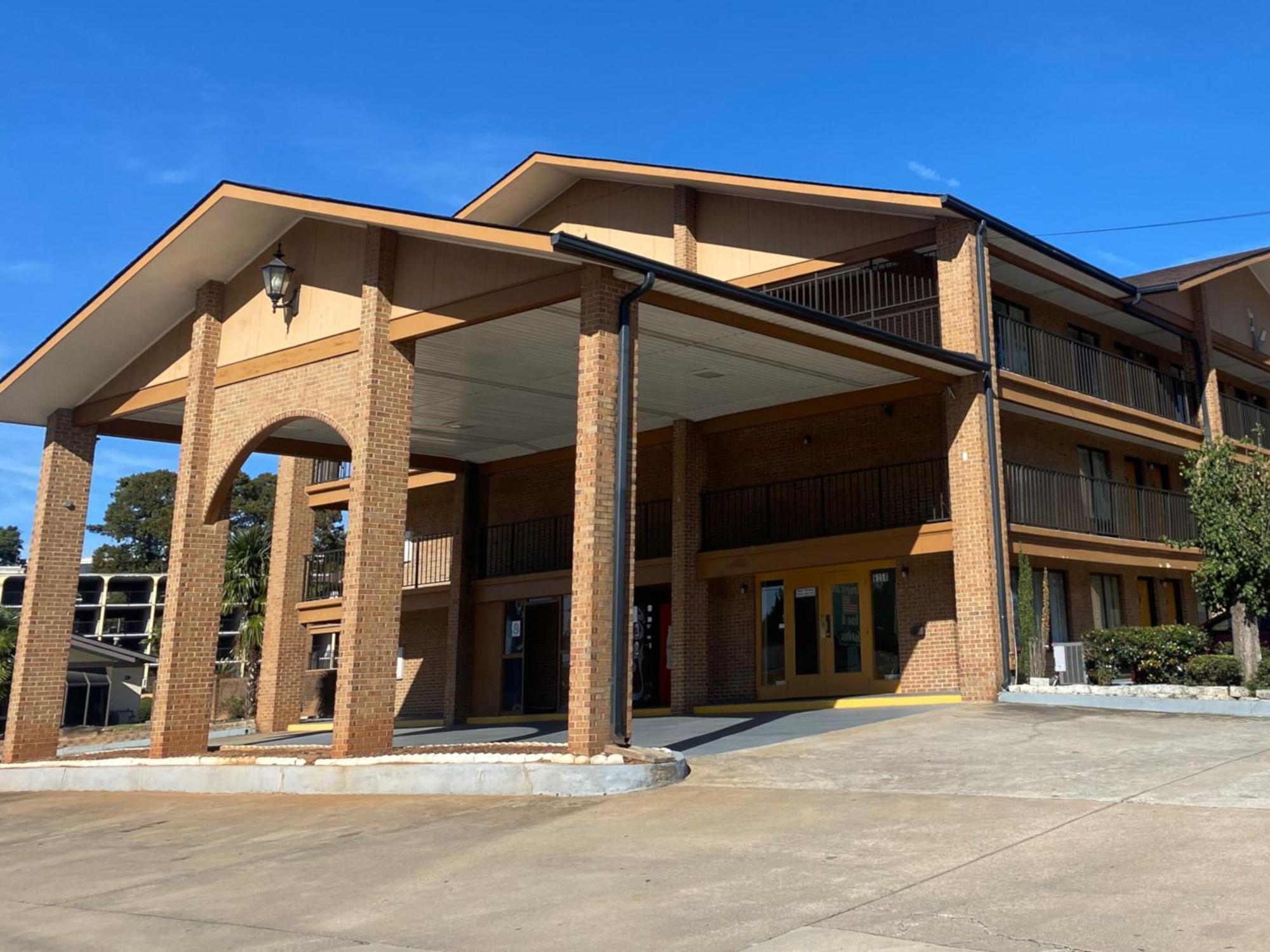 American Inn And Suites - Atlanta Airport Jonesboro I-75 Екстериор снимка