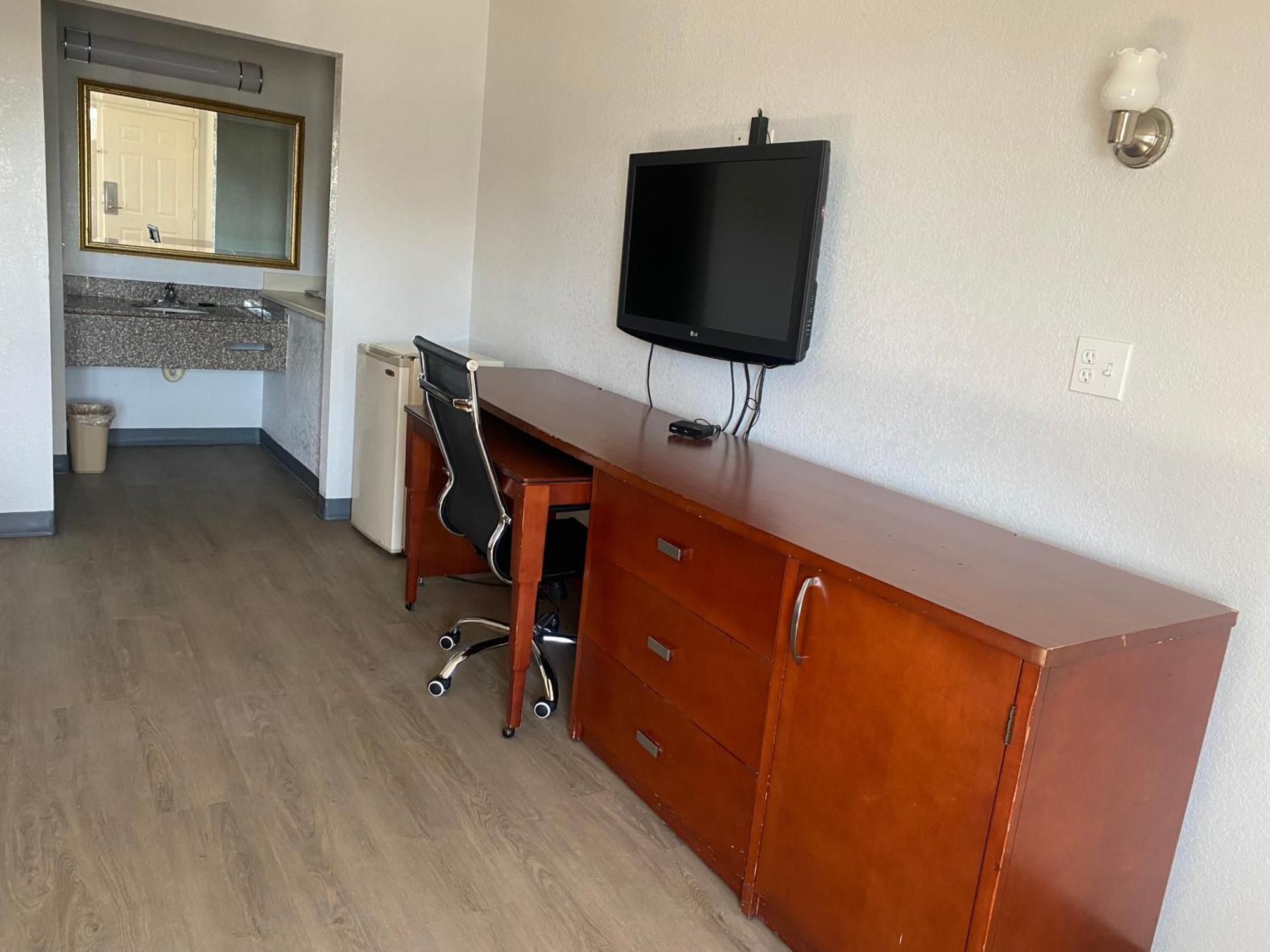 American Inn And Suites - Atlanta Airport Jonesboro I-75 Екстериор снимка