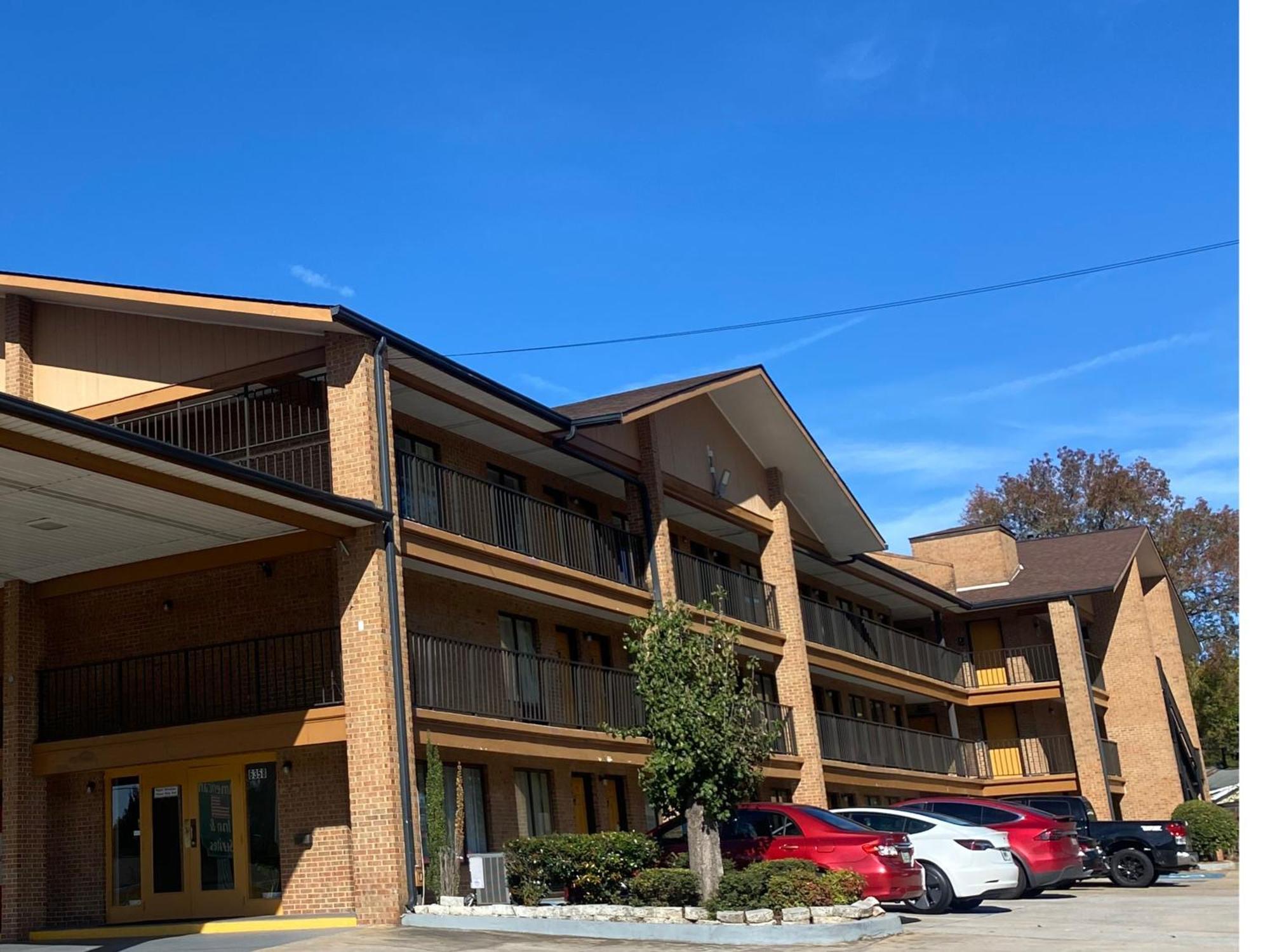 American Inn And Suites - Atlanta Airport Jonesboro I-75 Екстериор снимка