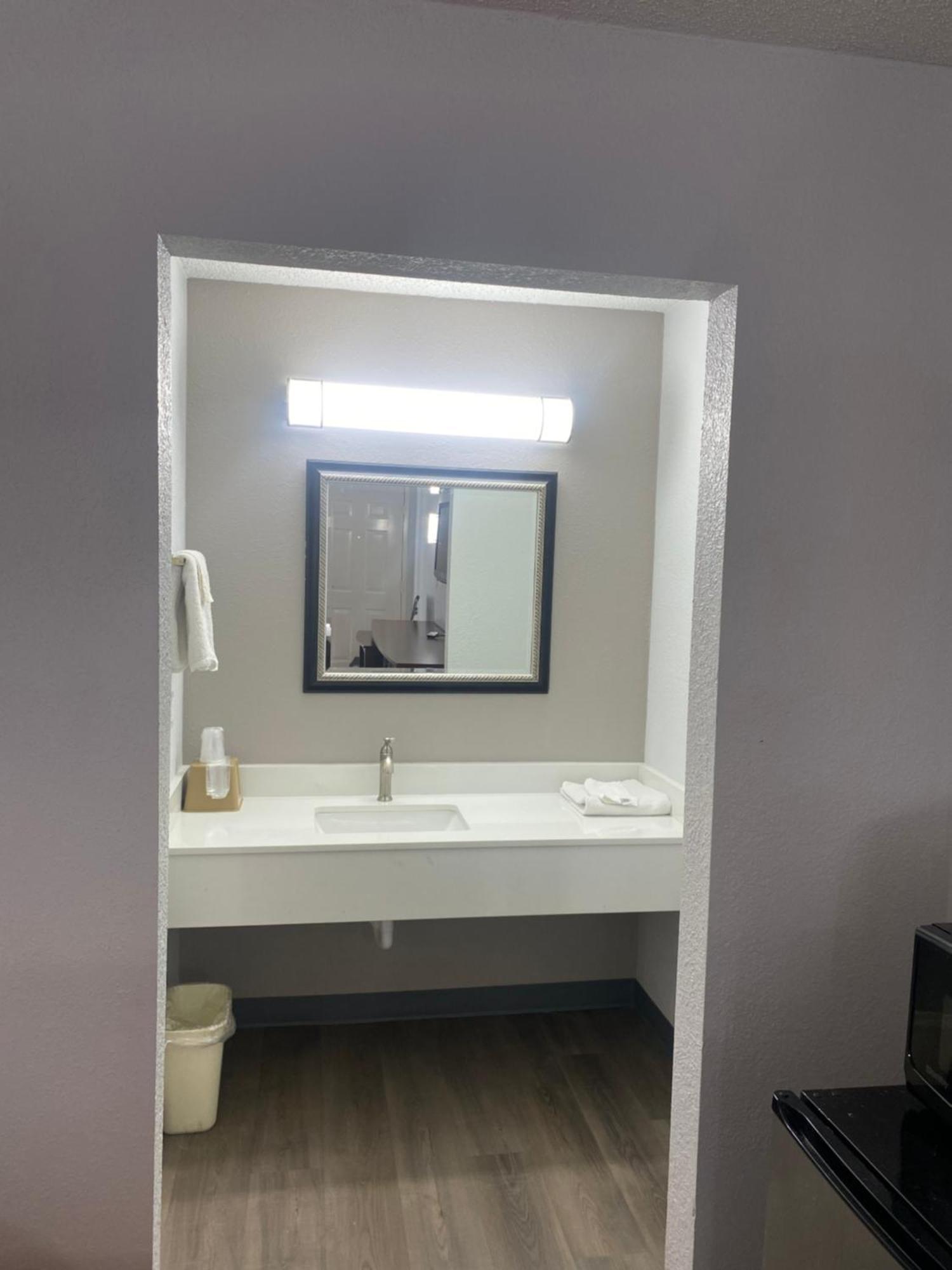 American Inn And Suites - Atlanta Airport Jonesboro I-75 Екстериор снимка