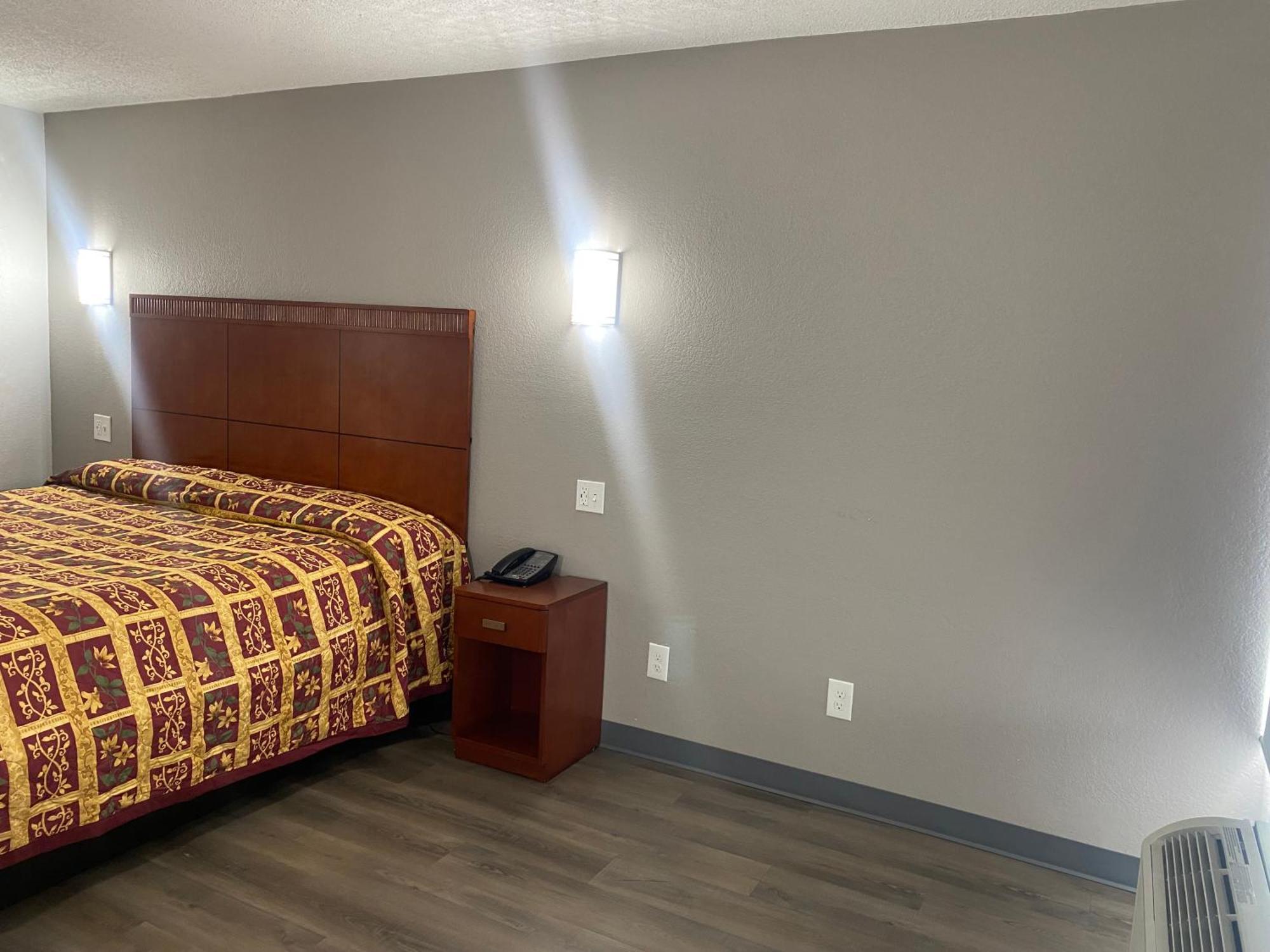 American Inn And Suites - Atlanta Airport Jonesboro I-75 Екстериор снимка